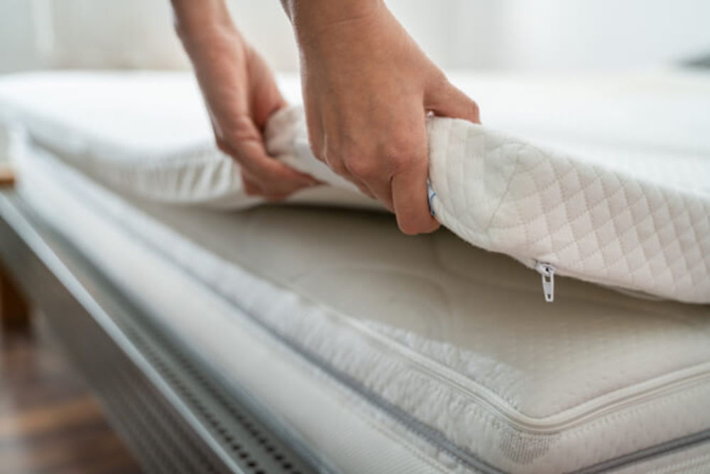 Topper per materasso: impreziosisci e personalizza il tuo sistema letto –  Pugliese Materassi